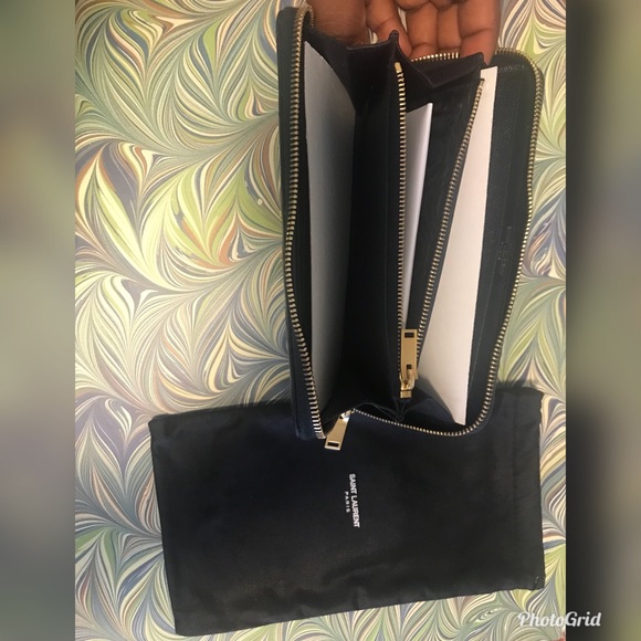 100% authentic Saint Laurent Paris Wallet - Picture 5 of 5